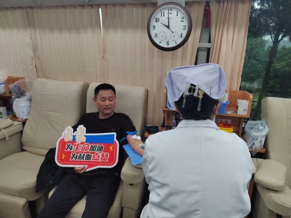 1768379991387369.jpg 2026年1月無償獻(xiàn)血照片3_副本.jpg